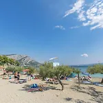 Leo - Private Pool - Seaview - Pets Welcome - Luxury On 1000 M2 Villa Jesenice (Split-Dalmatia)
